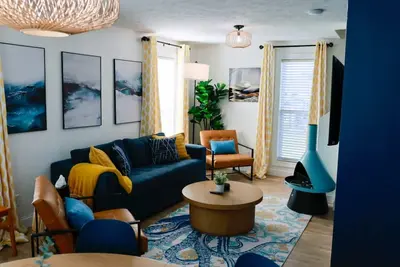 Image de Modern, cozy, 2 bedroom, 1 bath home in Central Elkhart.