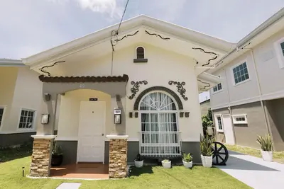 Image de Casa Mik Panglao Bohol Guesthouse and Tours - modern villa near white beaches