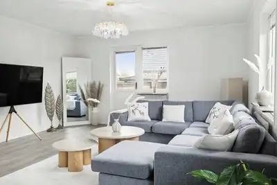 Image de Renovated Three Floor Villa 164m^2