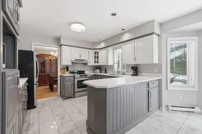 Image de Executive 7 bedrooms 3. 5 Bathrooms