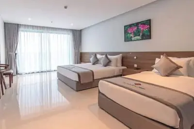 Image de Beach Tree Room at an Attractions-Packed Beach Resor