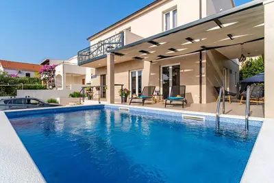 Image de Luxurious home in Milna