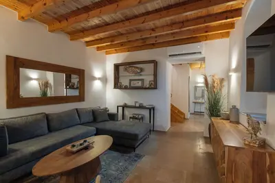 Image de Villa Qupi, sleeps 12, Fully Air-conditioned, stunning views of the Acropolis!