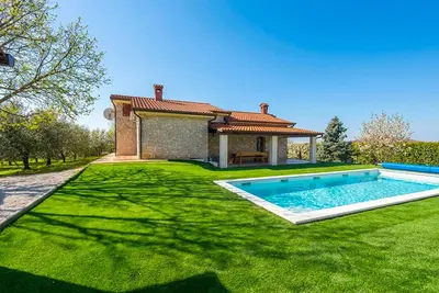 Image de Charmante maison à Kastellir