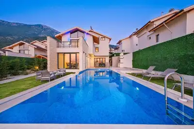 Image de Luxury Holiday Villa in Ölüdeniz Ovacık, Fethiye – Spacious Garden&Double Jacuzzi