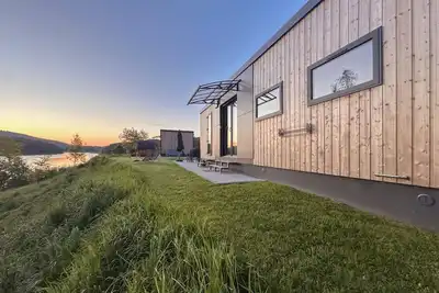 Image de Tiny House au bord du lac