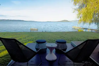 Image de Stillwater Cottage | Stunning Lakefront Location