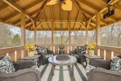 Ozark Getaway w/ Pond, Fire Pit & Patio