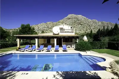 Image de Belle maison de campagne Barraca près de la mer avec vue sur les montagnes