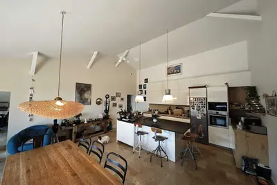 Image de Maison Côte Roannaise 9 personnes - 4 chambres\nAnimaux de compagnie acceptés!