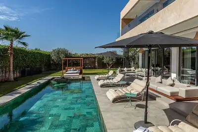 Image de Villa à Marrakech avec 5 chambres à coucher, 10 couchages