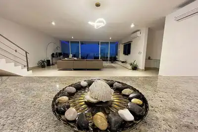 Image de Beachfront Penthouse Floor 23ab | New Gorgona Bay, New Gorgona