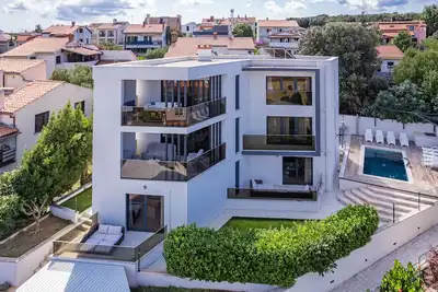 Image de Villa Golfista in Pula for 10 persons with whirlpool, mini golf, sea view & only 200 m from beach