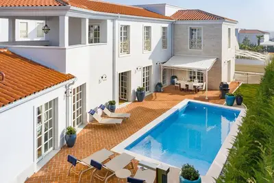 Image de Villa Fiordaliso – The Istrian Escape<br>Villa de luxe pouvant accueillir jusqu’a 6 personnes avec piscine privée dans un environnement méditerranéen paisible.