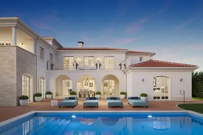 Image de Villa Ralph – The Luxury Hideaway<br>Villa de luxe pouvant accueillir jusqu’a 8 personnes avec piscine privée chauffée a proximité de la côte adriatique.
