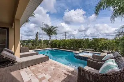 Image de 6br Home w/ Pool, Theater & Game Room