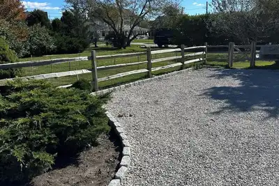 Image de Newly Renovated Cottage, walk to beach, minutes to Newport Attractions.