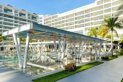 Image de 3-bedroom condo in a 5 Star Resort in Cancun.