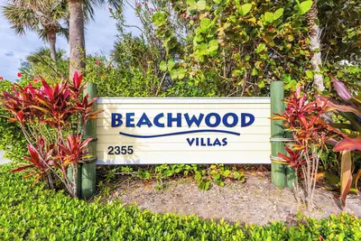 Image de Stuart Beach Oceanfront Retreat / renovated / seasonal