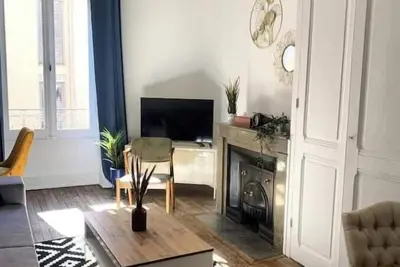 Image de Le Cosy Flachet – Confort & Charme au Cœur de Lyon