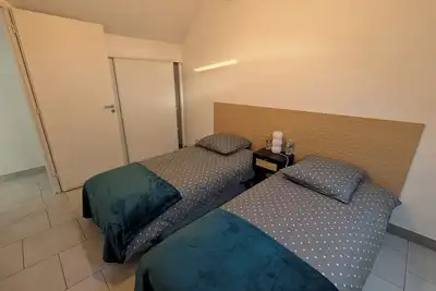 Image de Appartement duplex avec parking, proche Eurexpo et Groupama stadium