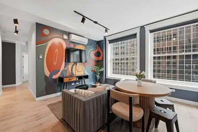 Image de Plymouth Collection: 4bd 3ba with Rooftop & Lobby