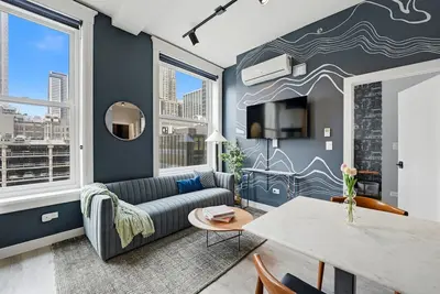 Image de Plymouth Collection: 2bd with Lobby, Gym, Rooftop