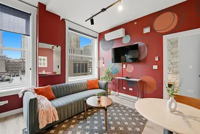 Image de Plymouth Collection: 2bd with Lobby, Gym, Rooftop