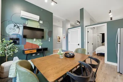 Image de Plymouth Collection: 3bd 2ba with Gym & Rooftop