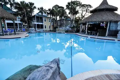 Image de New Listing! ReFresh yourself at Purple Parrot Resort-A17u Perdido Key 1bed/1ba