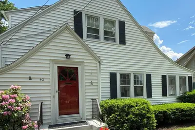 Image de Charming 2-bedroom house w Ac in West Jamestown close to Chautauqua Lake.