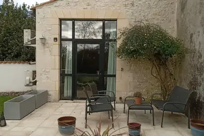 Image de Gîte au calme avec jardin à moins de 10 minutes des Thermes de Jonzac.