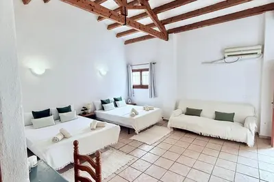 Apartment in playa de embossapara 7