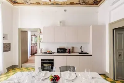 Image de Domus 2 Mori - Apartment with Frescoes - Historical Center - Two Bathrooms - 120 m2