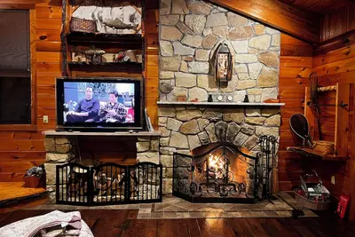 Image de Fabulous 3-bedroom house in fantastic Mayfield with central Ac