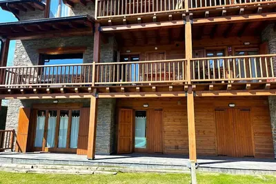 Image de Appartement 3 ch. avec cheminée, piscine, terrasse et Wi-Fi