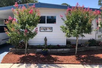 Image de Warm vacation Oct-Dec \n\nFurn. House May-Jan yearly\n• 2-66 Mo Rental\n• 55+ Com'ty