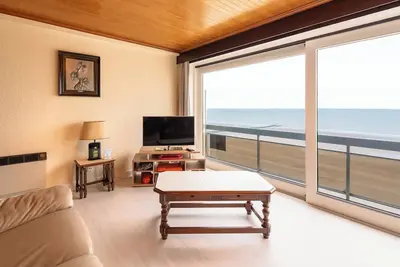 Apartment in Middelkerke, Beach Views