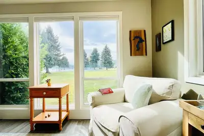 Image de Family-friendly 2bd Townhome in lakefront community w/ pool, pickleball, Ac