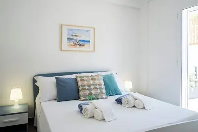 Image de Residence Casuzze with pool - Three-room apartment