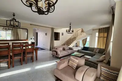 Image de Spacious 5-bedroom villa in lovely Marseilia beach 4 with Ac