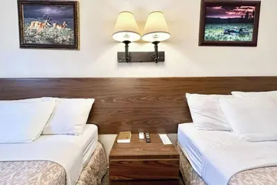 Image de Budget-Friendly Room Perfect for Family Next to Wolf Point Area Museum