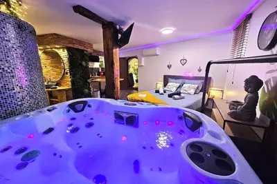 Image de Détente jacuzzi proche Colmar