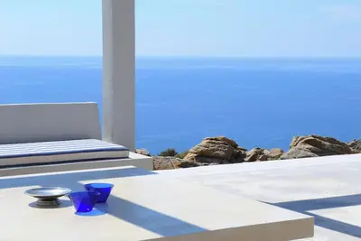Image de Stone Villa with Panoramic Sea Views over Mylopotas, Ios