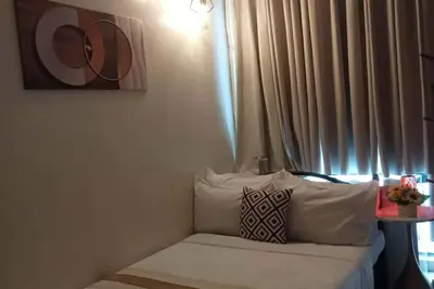 Image de Classy condo unit a few steps to Eastwood Mall