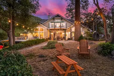 Image de Yosemite Pond Estate - Private Lake, Hot Tub, Game Room & Mountain Views
