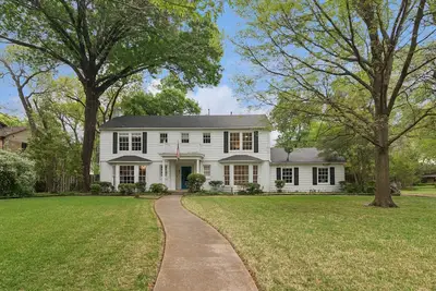 Image de World Cup Dallas 2026-Forest Hills Premier Estate-Chef's Kitchen-Huge Backyard