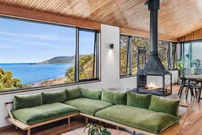 Image de Ocean Winds Lorne - Spacious three-level coastal retreat