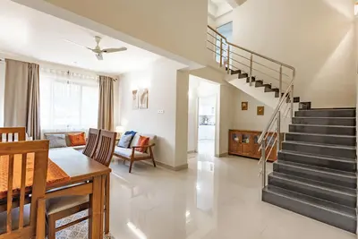 Image de Elegant 2-Bedroom Duplex Apartment With 3 Ac's In The Heart Of Benaulim