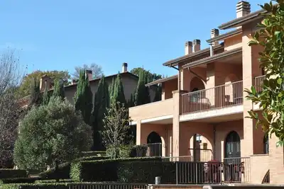 Image de Maison de Vacances près d'Assise avec Piscine